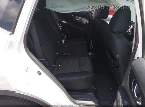 5N1AT2MV9HC737751 2017 NISSAN ROGUE White 