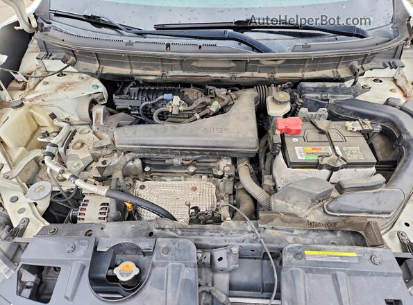 5N1AT2MVXHC799983 2017 NISSAN ROGUE White Engine compartment view