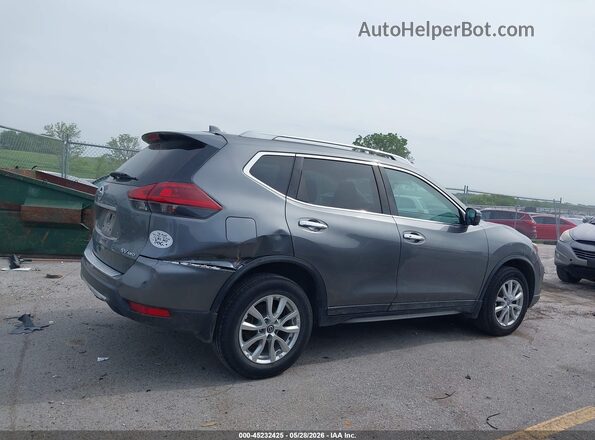5N1AT2MVXJC773938 2018 NISSAN ROGUE Gray უკანა სალონის ხედი