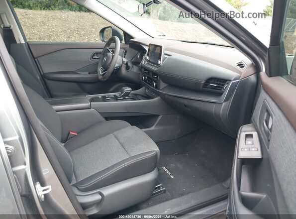 5N1AT3AA2MC753744 2021 NISSAN ROGUE Gray Front interior view