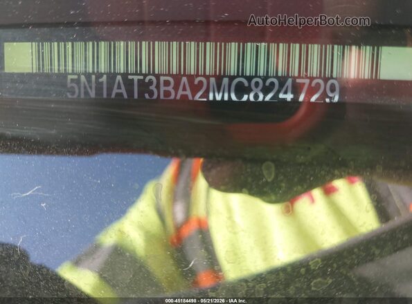 5N1AT3BA2MC824729 2021 NISSAN ROGUE White Vista del compartimento del motor