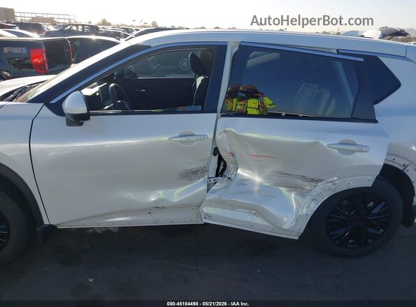 5N1AT3BA2MC824729 2021 NISSAN ROGUE White Vista interior de 360 grados