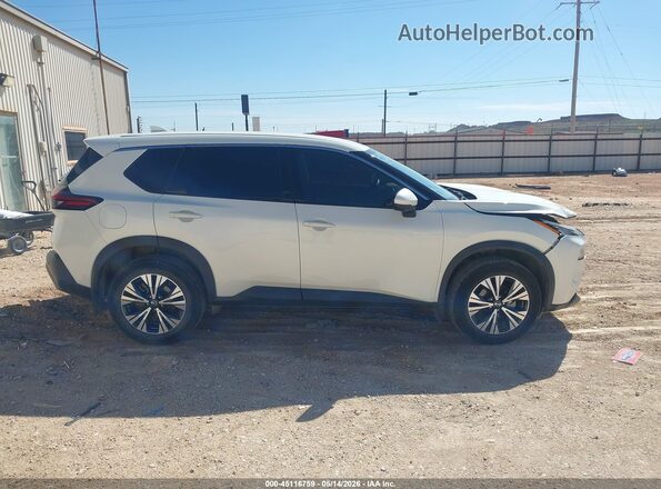 5N1AT3BA7MC788648 2021 NISSAN ROGUE White Вид задньої частини салону