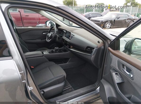 5N1AT3BA7MC840943 2021 NISSAN ROGUE Gray Front interior view