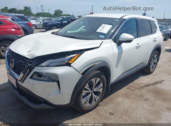 5N1AT3BA8MC810110 2021 NISSAN ROGUE White Vista tres cuartos delantera izquierda