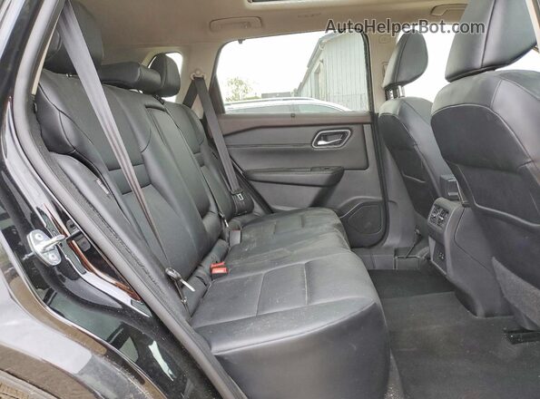 5N1AT3BB5MC704710 2021 NISSAN ROGUE Black Вид задньої частини салону