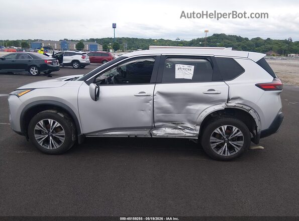 5N1AT3BB8MC710582 2021 NISSAN ROGUE Серебряный 
