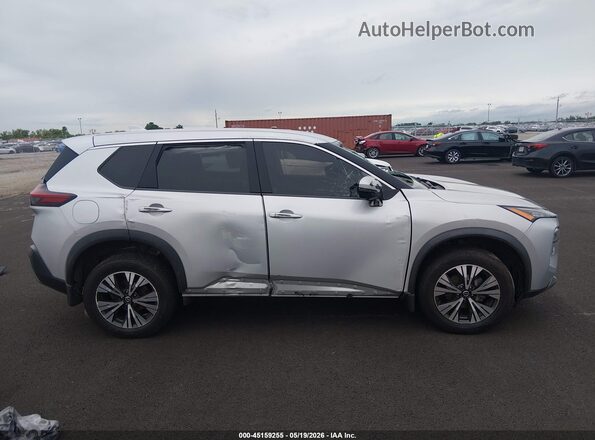 5N1AT3BB8MC710582 2021 NISSAN ROGUE Серебряный Панорамный вид салона 360°