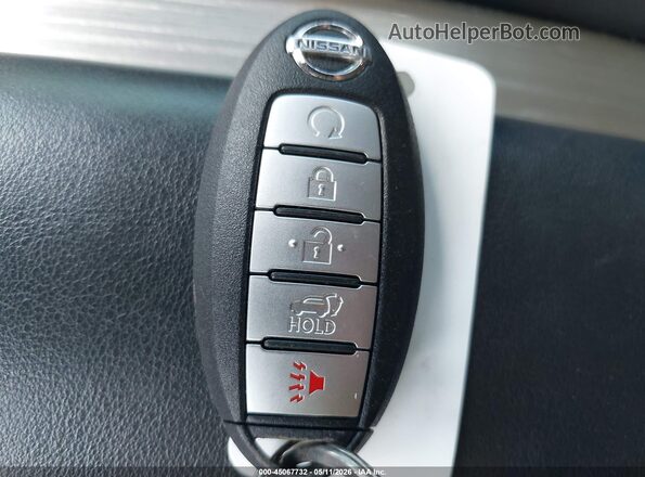 5N1AZ2MG3HN174541 2017 NISSAN MURANO Silver 