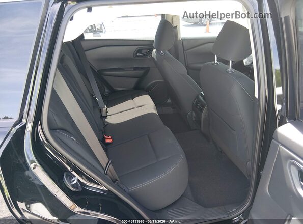 5N1BT3AA0TC725749 2026 NISSAN ROGUE Black Vista de la etiqueta del VIN