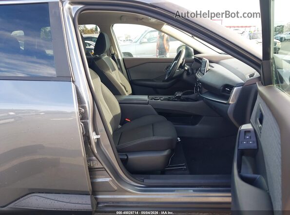 5N1BT3AB8PC738229 2023 NISSAN ROGUE Gray 