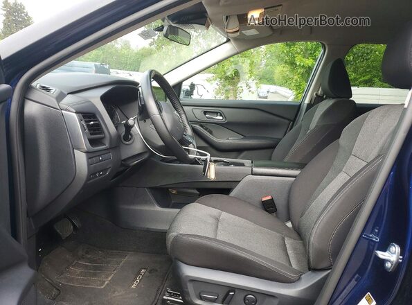 5N1BT3BA1SC798805 2025 NISSAN ROGUE Blue Вид салону спереду