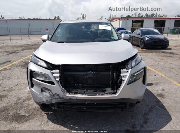 5N1BT3BA2PC854449 2023 NISSAN ROGUE Silver Вид задньої частини салону