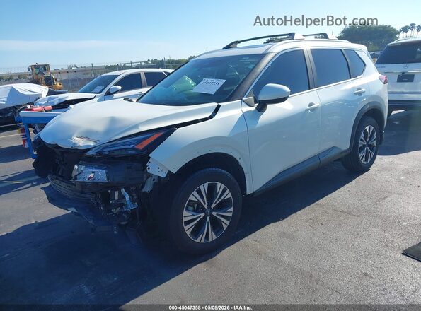 5N1BT3BA2PC894255 2023 NISSAN ROGUE White Vista tres cuartos delantera izquierda