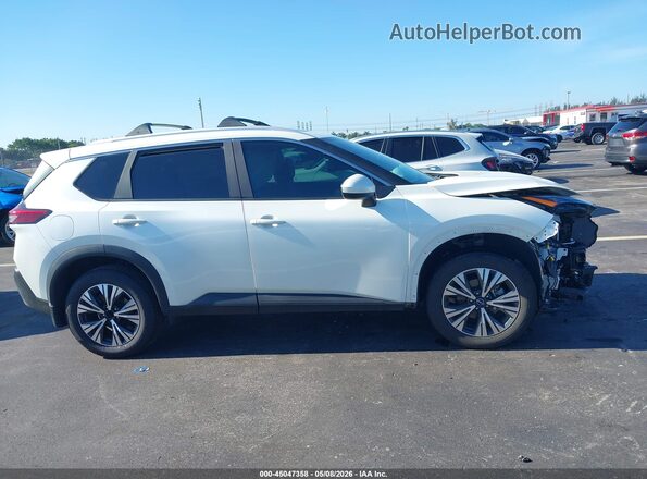 5N1BT3BA2PC894255 2023 NISSAN ROGUE White Vista interior de 360 grados