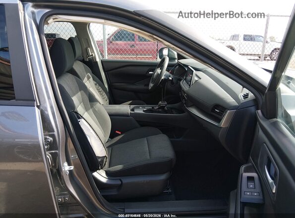 5N1BT3BA2SC858560 2025 NISSAN ROGUE Gray Вид салону спереду