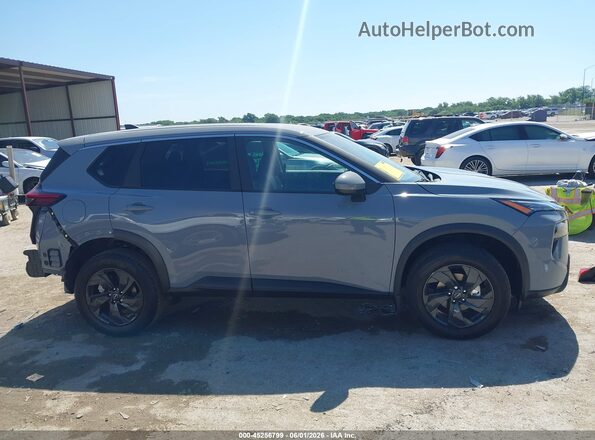 5N1BT3BA2TC806069 2026 NISSAN ROGUE Gray Rear interior view
