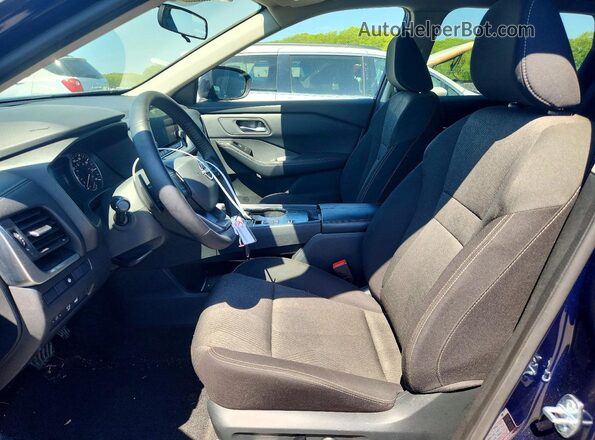 5N1BT3BA3SC811053 2025 NISSAN ROGUE Blue Front interior view