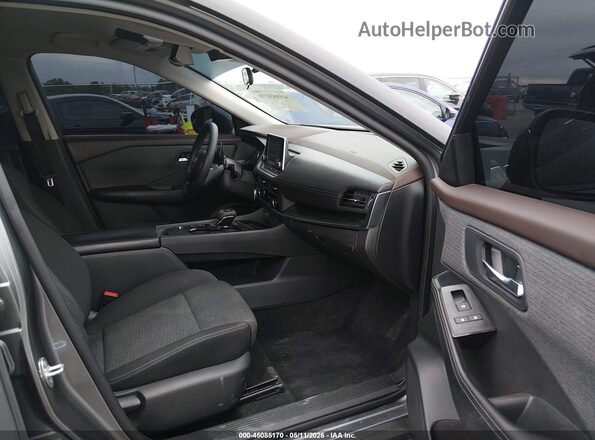 5N1BT3BA5PC816830 2023 NISSAN ROGUE Gray Front interior view