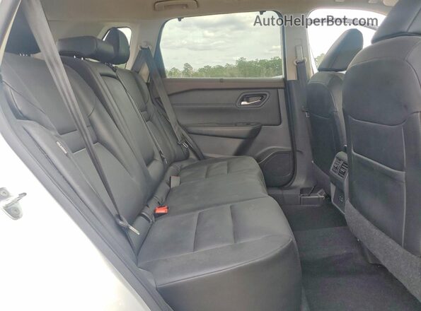 5N1BT3BB4PC685091 2023 NISSAN ROGUE White Vista interior trasera