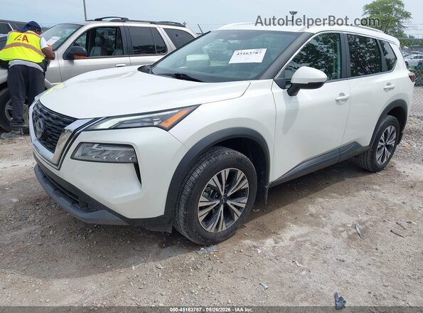 5N1BT3BB4PC686015 2023 NISSAN ROGUE White Առջևի ձախ երեք քառորդ տեսարան