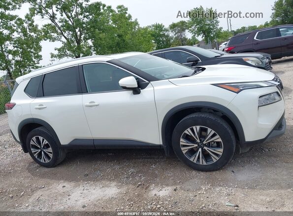 5N1BT3BB4PC686015 2023 NISSAN ROGUE White Սալոնի հետևի տեսք