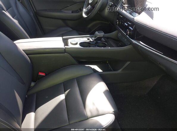 5N1BT3CB2PC760224 2023 NISSAN ROGUE Silver წინა სალონის ხედი