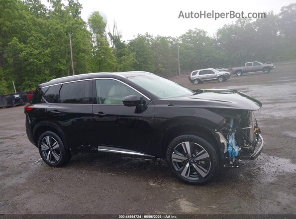 5N1BT3CB8PC798394 2023 NISSAN ROGUE Black Սալոնի հետևի տեսք