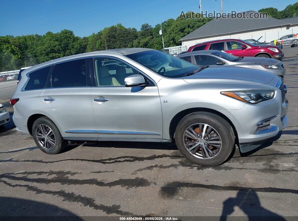 5N1DL0MN9JC526833 2018 INFINITI QX60 Silver Rear interior view