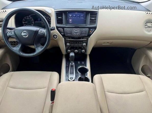 5N1DR2MM1HC627750 2017 NISSAN PATHFINDER White Dashboard view