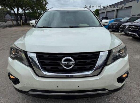 5N1DR2MM1HC627750 2017 NISSAN PATHFINDER White Front view
