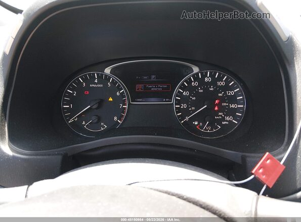 5N1DR2MM1HC635802 2017 NISSAN PATHFINDER Green Rear seats view