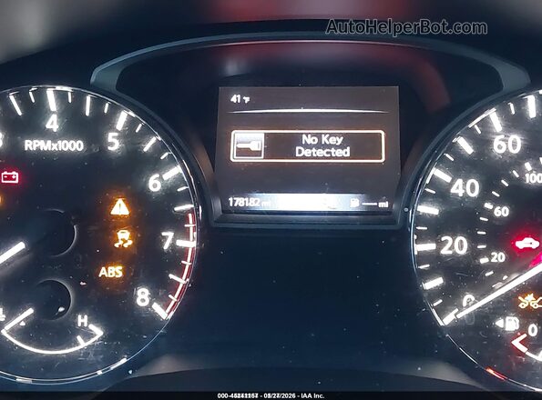 5N1DR2MM3HC612540 2017 NISSAN PATHFINDER Orange Vista de los asientos traseros
