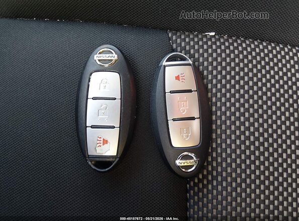 5N1DR2MM3HC621724 2017 NISSAN PATHFINDER White Вид панелі приладів