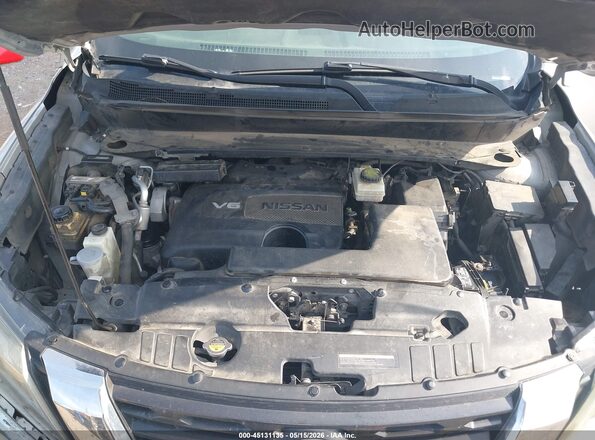 5N1DR2MM3HC645232 2017 NISSAN PATHFINDER Silver Հետևի տեսք