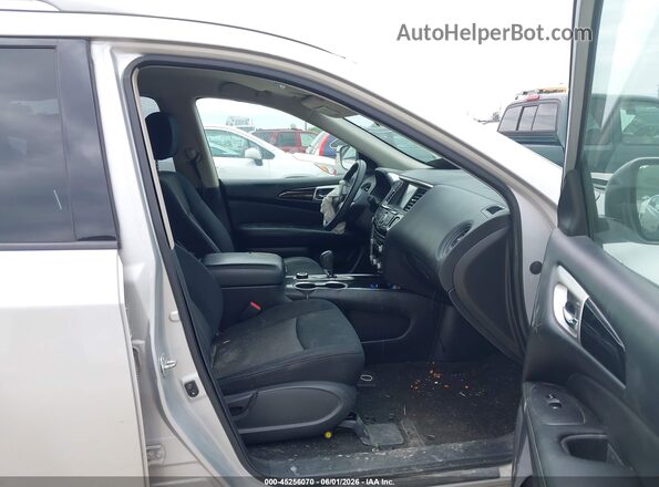 5N1DR2MM3JC627206 2018 NISSAN PATHFINDER Silver 