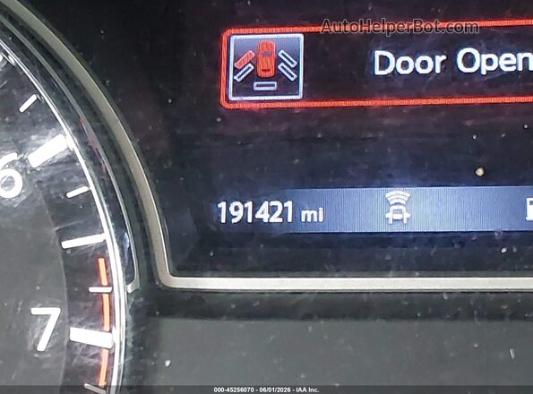5N1DR2MM3JC627206 2018 NISSAN PATHFINDER Silver 