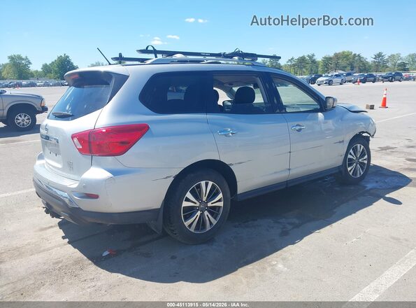 5N1DR2MM6HC656337 2017 NISSAN PATHFINDER Silver Rear right