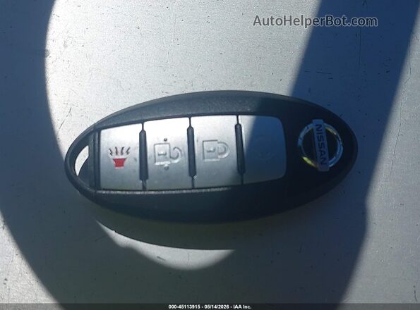 5N1DR2MM6HC656337 2017 NISSAN PATHFINDER Silver Dashboard view