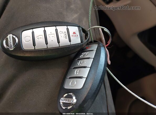 5N1DR2MM7HC670733 2017 NISSAN PATHFINDER Black 