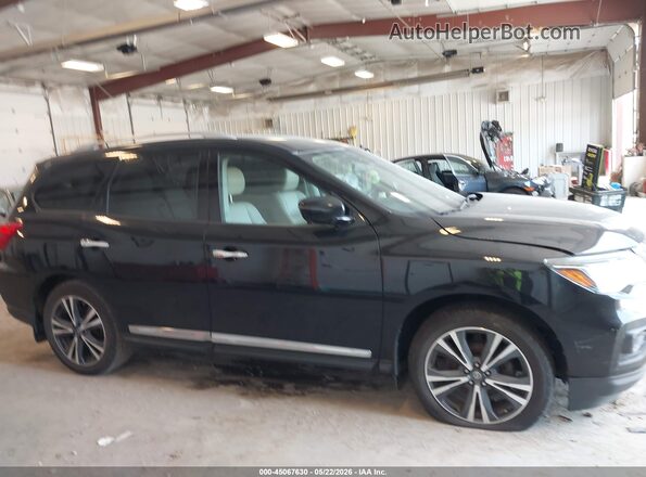 5N1DR2MM7HC670733 2017 NISSAN PATHFINDER Black 