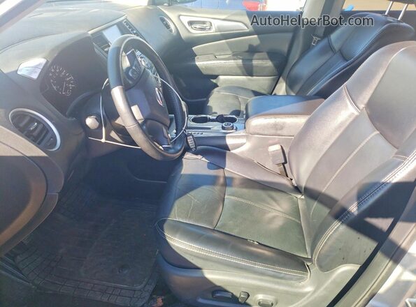 5N1DR2MM7KC643930 2019 NISSAN PATHFINDER Серебряный Вид салона спереди