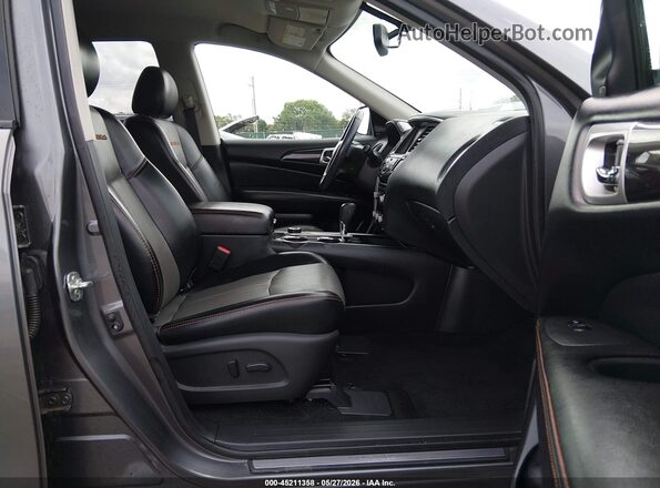 5N1DR2MM7KC653275 2019 NISSAN PATHFINDER Серый Вид салона спереди