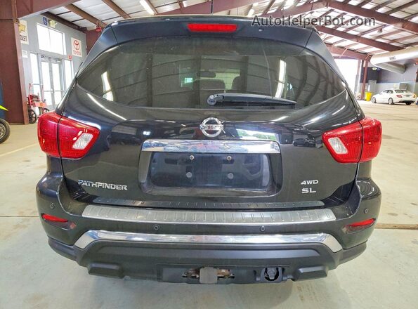 5N1DR2MM8HC647428 2017 NISSAN PATHFINDER Black Rear view