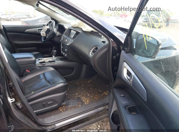 5N1DR2MM8HC689680 2017 NISSAN PATHFINDER Black Vista interior delantera