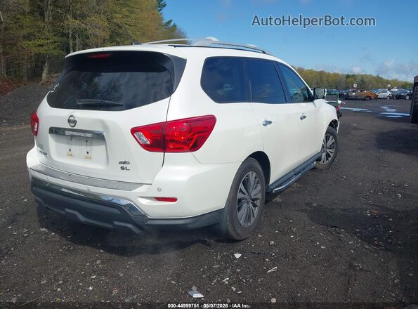 5N1DR2MM9JC613519 2018 NISSAN PATHFINDER White Trasero derecho