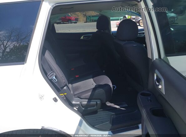 5N1DR2MM9JC642714 2018 NISSAN PATHFINDER White VIN կոդի պիտակի տեսք