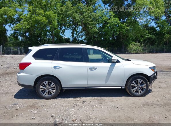 5N1DR2MM9JC670657 2018 NISSAN PATHFINDER White Вид задньої частини салону