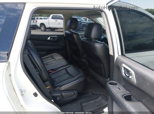 5N1DR2MMXHC609294 2017 NISSAN PATHFINDER White VIN sticker view