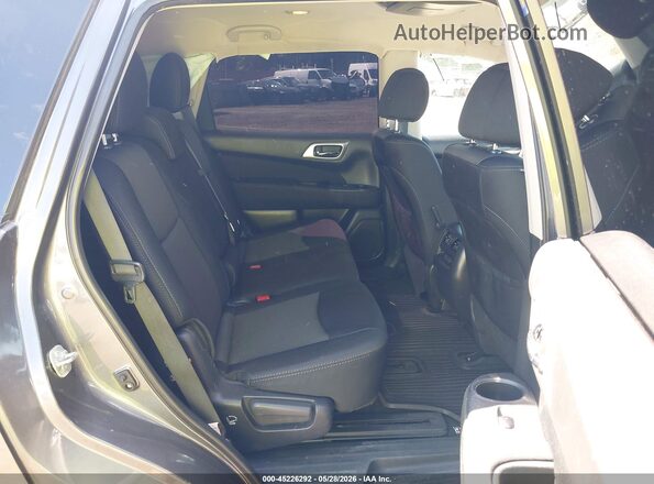 5N1DR2MMXHC689079 2017 NISSAN PATHFINDER Gray 